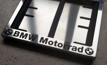 Рамка под номер мотоцикла BMW Motorrad новый ГОСТ (маленькая)